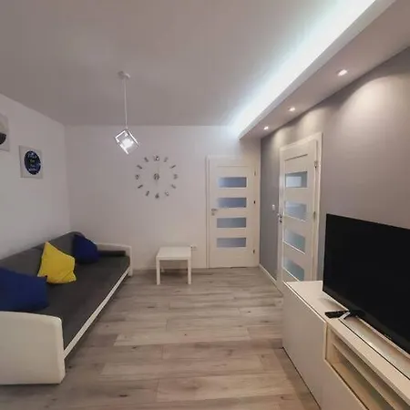 Apart Next To Sky Tower - 2 * Wroclaw